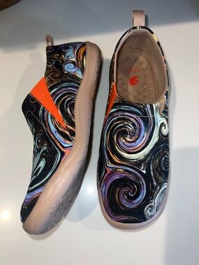 Ever gently worn woman’s UIN shoes size 10 slip on starry night